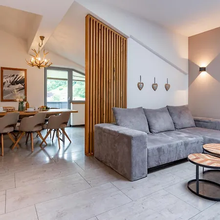 Alm Appartements Zellamsee *