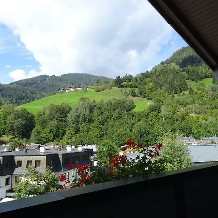 Alm Zellamsee Lägenhet