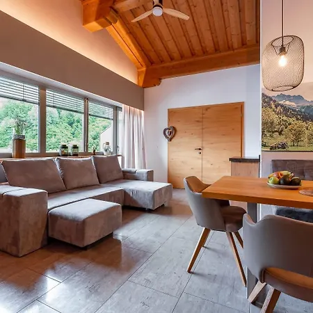 Alm Zellamsee 公寓 滨湖采尔